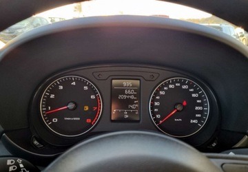 Audi A1 I 2012 Audi a1 1,2 TFSI 90KM 5-drzwi Serwis 1.2 Benzyna 90KM, zdjęcie 30