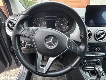 Mercedes Klasa B W246 Sports Tourer Facelifting 1.6 180 BlueEFFICIENCY Edition 122KM 2018 Mercedes-Benz Klasa B 1.6 Benzyna 122KM, zdjęcie 13