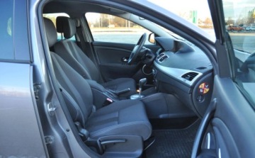 Renault Megane III Coupe-Cabriolet 2.0 16v 140KM 2010 Renault Megane 2,0 (140KM) LPG Automat 2.0 BenzynaLPG 140KM, zdjęcie 10