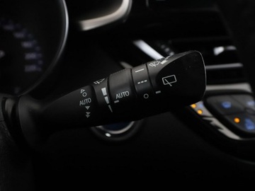 Toyota C-HR I Crossover 1.8 Hybrid 122KM 2018 Toyota C-HR navi kamera grzane fotele ACC, zdjęcie 31