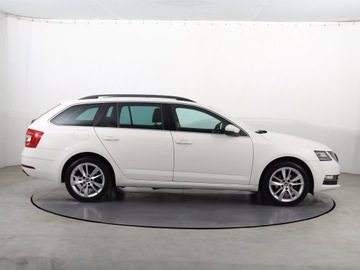 Skoda Octavia III Kombi Facelifting 1.4 TSI 150KM 2017 Skoda Octavia 1.4 TSI, Salon Polska, Serwis ASO, zdjęcie 5
