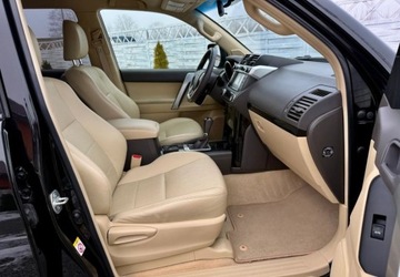 Toyota Land Cruiser VI MPV Faceliting 2.8 D-4D 177KM 2016 Toyota Land Cruiser Toyota Land Cruiser LC 2.8 D-4D Premium 2.8 Diesel, zdjęcie 4