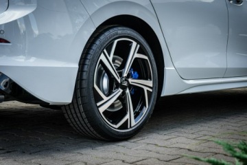 Volkswagen Golf VIII R Facelifting 2.0 TSI 333KM 2026 Volkswagen Golf R 2.0 TSI 4Motion 333 KM DSG -, zdjęcie 16