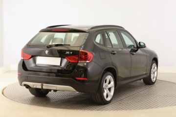 BMW X1 E84 Crossover Facelifting xDrive 18d 143KM 2014 BMW X1 xDrive18d, 4X4, Automat, Klima, zdjęcie 4
