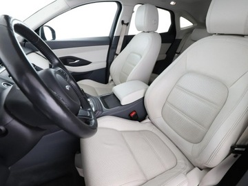 Jaguar E-Pace SUV 2.0 i4D 180KM 2018 Jaguar F-PACE 2.0d Automat S AWD Panorama, zdjęcie 12
