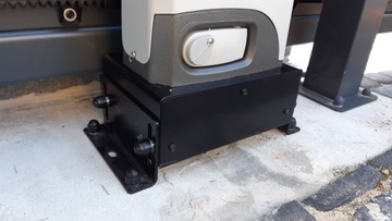 Dea Livi oc + монтажная база ral 9005