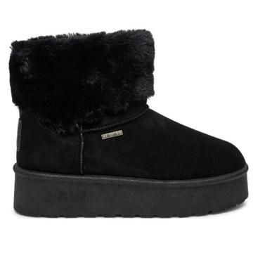 Зимние туфли большие звезды изолированные снежные ботинки