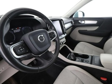 Volvo XC40 Crossover 2.0 D3 150KM 2019 Volvo XC 40 automat full LED półskóra klima, zdjęcie 13