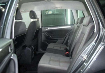Volkswagen Golf Sportsvan Sportsvan 1.6 TDI 115KM 2017 Volkswagen Golf Sportsvan Nawigacja_Podgrzewane fotele_ 1.6 Diesel 115KM, zdjęcie 7