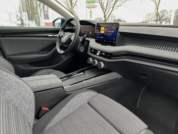 Skoda Superb IV Kombi 2.0 TSI 265KM 2024 Skoda Superb Selection 2.0 TSI 265 KM 4x4, zdjęcie 9