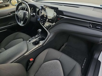 Toyota Camry IX Sedan 2.5 Hybrid Dynamic Force 218KM 2021 Toyota Camry Hybryda, Automat, Salon PL, VAT 23 2.5 Hybryda 218KM, zdjęcie 13