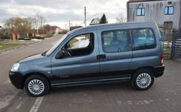 Citroen Berlingo II Combi 1.6 HDI 75KM 2010 Citroen Berlingo 1.6D Klima 2 KPL KOL Bez Korozji Sprowadzony Oplacony, zdjęcie 15
