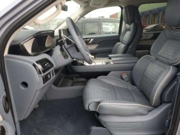 Lincoln Navigator III 2024 Lincoln Navigator 2024, 3.5L, 4x4, BLACK LABEL, od ubezpieczalni 3.5 440KM, zdjęcie 7