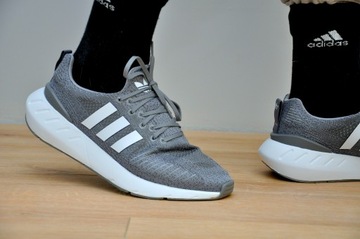 Buty męskie sportowe ADIDAS SWIFT RUN 22 r. 44 2/3 sneakersy WYGODNE