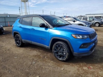 Jeep Compass II 2024 Jeep Compass Latitude 2024 2.0 Benzyna 200KM, zdjęcie 4