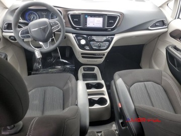 Chrysler Voyager V 2024 Chrysler Voyager 2024 r., 3,6L LX 3.6 Benzyna 287KM, zdjęcie 7