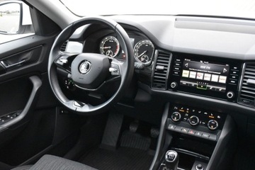 Skoda Kodiaq I SUV 1.5 TSI ACT 150KM 2021 Skoda Kodiaq SalonPL TSI 150KM Style Pakiet Comfort Kamera Smartlink NAVI, zdjęcie 10