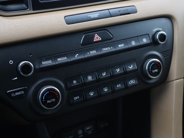 Kia Sportage IV SUV 1.6 T-GDI 177KM 2017 Kia Sportage 1.6 T-GDI, Salon Polska, Serwis ASO, zdjęcie 15