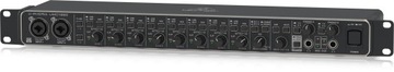 USB-аудиоинтерфейс Behringer UMC1820