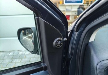 Toyota Aygo II Hatchback 3d Facelifting 1.0 VVT-i 72KM 2019 Toyota Aygo Toyota Aygo 1.0 VVT-i Black Edition Benzyna 72KM, zdjęcie 20