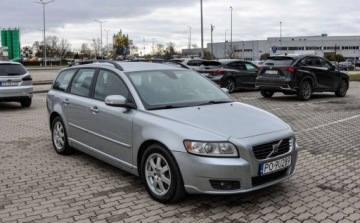 Volvo V50 2.0 TD 136KM 2008 Volvo V50 2,0D Automat Skory Bezwypadkowy 2.0 Diesel 136KM, zdjęcie 5