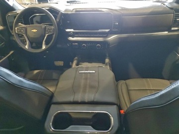 Chevrolet Silverado II 2025 Chevrolet Silverado K3500 High Country 2025 6.6 Diesel 401KM, zdjęcie 8