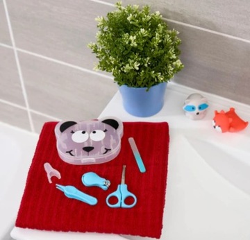 Маникюрный набор Badabulle My 1 косметичка для ухода за ногтями