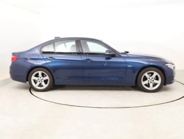 BMW Seria 3 F30-F31-F34 Limuzyna Facelifting 1.5 318i 136KM 2016 BMW 3 318 i, Salon Polska, Serwis ASO, Automat, zdjęcie 5