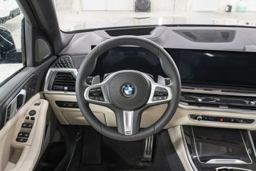BMW X5 G05 SUV Facelifting 3.0 30d 298KM 2025 BMW X5 xDrive30d Dostępny od ręki!, zdjęcie 14
