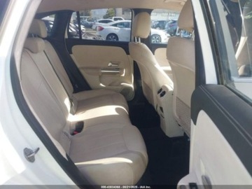 Mercedes GLA II 2023 Mercedes-Benz GLA 2023 Mercedes-Benz GLA 250 SUV 2.0 Benzyna 221KM, zdjęcie 12