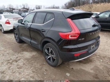 Volvo XC40 2025 Volvo XC 40 B5 Core Bright Theme 2025 2.0 Benzyna 247KM, zdjęcie 3