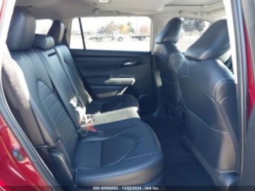 Toyota Highlander III 2023 Toyota Highlander xle, 2023r., 4x4, 2.4L 2.4 Benzyna 265KM, zdjęcie 9