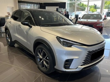 Lexus LBX 1.5 Hybrid 136KM 2026 Od ręki - Cool 1.5 Hybrid 136KM | Podgrzewane fotele!, zdjęcie 2