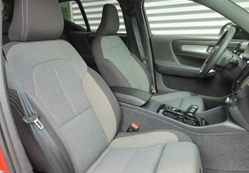 Volvo XC40 2023 Volvo XC 40 2.0 B3 MILD HYBRID Automat PlusDark SalonPL SerwisASO FV23 Gwa, zdjęcie 27
