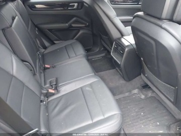 Porsche Cayenne III 2023 Porsche Cayenne Platinum Edition 2023 3.0l 3.0 Benzyna 335KM, zdjęcie 12