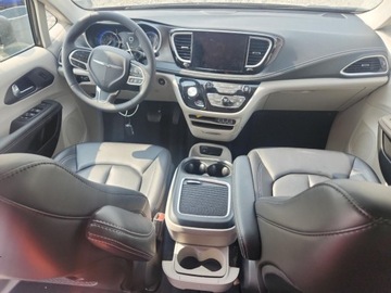 Chrysler Pacifica II 2023 Chrysler Pacifica Touring L 2023 3.6l 3.6 Benzyna 287KM, zdjęcie 8