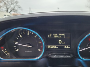 Peugeot 2008 I SUV Facelifting 1.6 BlueHDi 99KM 2018 PEUGEOT 2008 LIFT - NISKI PRZEBIEG !!! FULL WYPAS !!! NOWY ROZRZĄD !!!, zdjęcie 22