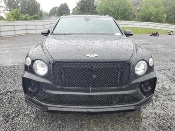 Bentley Bentayga 2022 Bentley Bentayga 2022, 4.0L, 4x4, porysowany lakier, zdjęcie 2