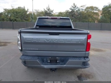 Chevrolet Silverado II 2022 Chevrolet Silverado 1500ltd short bed custom, 2022r., 2.7L 2.7 Benzyna, zdjęcie 6