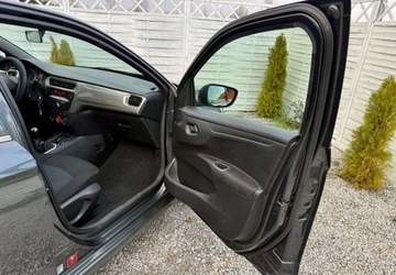 Citroen C-Elysee II Sedan 1.6 VTi 115KM 2016 Citroen C-Elysee Citroen C-Elysee 1.6 VTi Seduction EU6 1.6 Benzyna, zdjęcie 15