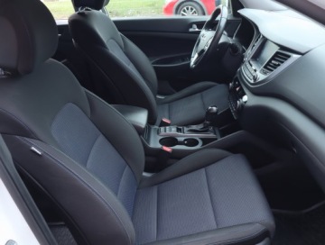 Hyundai Tucson III SUV 1.6 T-GDI 177KM 2017 Hyundai Tucson 1.6 T-GDI, Salon Polska, zdjęcie 8