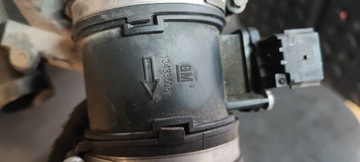 OPEL CORSA E POUZDRO FILTRU VZDUCHU