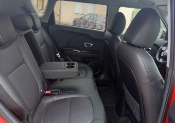 Kia Soul II 1.6 VGT CRDi 128KM 2015 Kia Soul Zarejestrowany - bezwypadkowy - serwisowany - 1,6 - 128 KM 1.6, zdjęcie 15