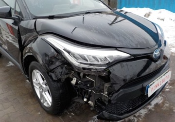 Toyota C-HR I Crossover Facelifting 1.8 Hybrid 122KM 2023 Toyota C-HR Okazja 1.8 Hybryda 122KM, zdjęcie 1
