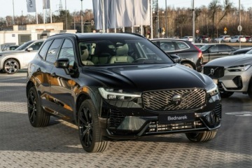Volvo XC60 II Crossover Plug-in Facelifting 2025 2.0 T8 Plug-in hybrid 455KM 2026 Volvo XC 60 Ultra Black Edition T8 AWD plug-in, zdjęcie 3