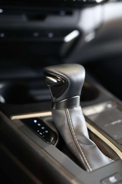 Lexus UX 2021 Lexus UX 250h GPF F Impression AWD 2.0 Hybryda 152KM, zdjęcie 14