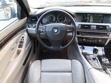 BMW Seria 5 F10-F11 Limuzyna 525d 218KM 2011 BMW 5 525d xDrive, 214 KM, 4X4, Automat, Skóra, zdjęcie 18