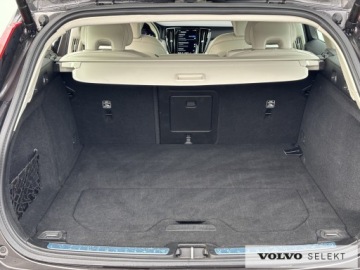 Volvo V60 II  Kombi Facelifting 2.0 B4 197KM 2023 Volvo V60 V60 B4 | Diesel | Plus Bright | | FV23%, zdjęcie 27