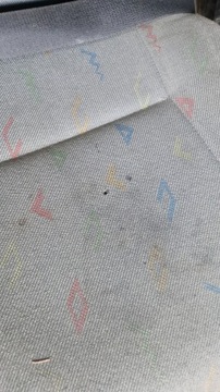 KOMPLET SEDAČKY PŘEDNÍ VW LT 2+1