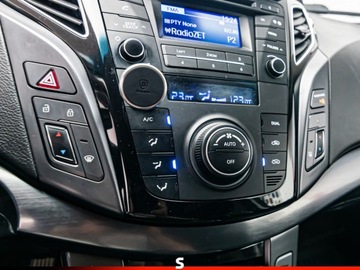 Hyundai i40 Kombi Facelifting 1.7 CRDi 141KM 2015 HYUNDAI i40 1.7 CRDi BlueDrive Combi 141KM 2015, zdjęcie 17